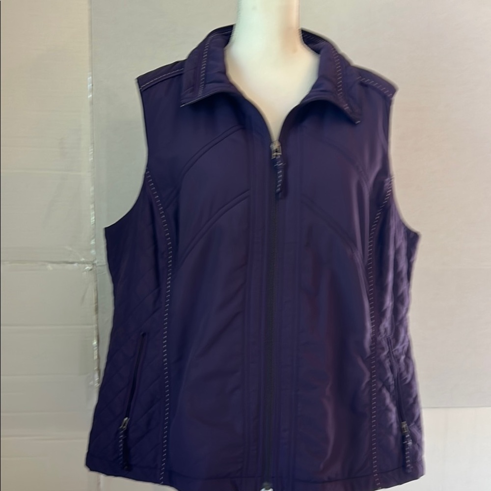 Coldwater Creek Lightweight Full Zip Womens Purple Vest. Size 2XL (20W-22W)